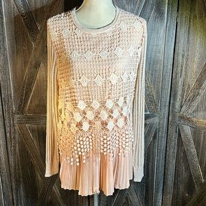 NWT peach colored XL boutique blouse, lace overlay, knit sleeves